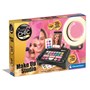 Crazy Chic, Make-Up Studio