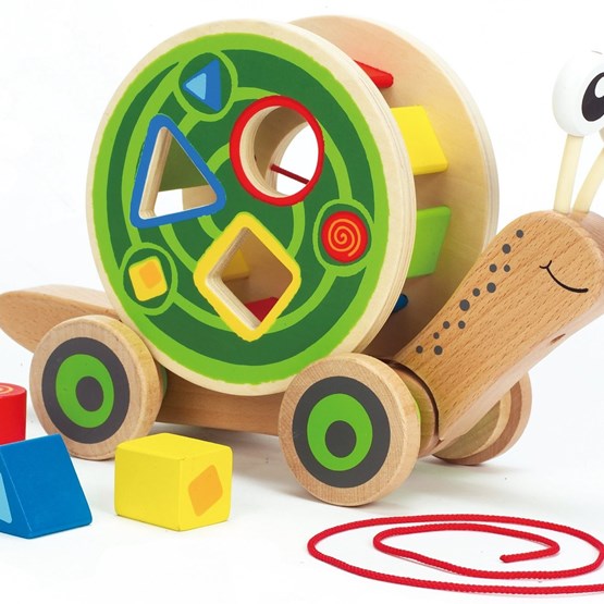 Hape, Walk-A-Long Snail