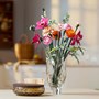 LEGO Botanicals 10342, Vakker bukett med rosa blomster